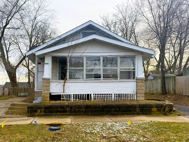 1828 W Latrobe Ave — photo 2