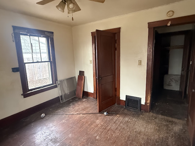 1828 W Latrobe Ave — photo 13