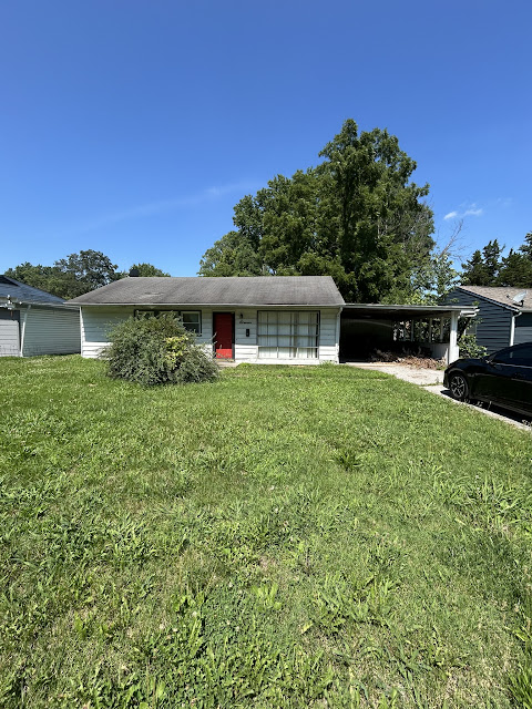 11 Delores Dr: main photo