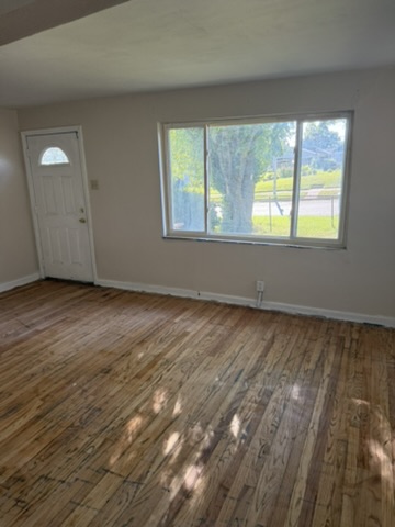 5721 Acme Ave: photo 5