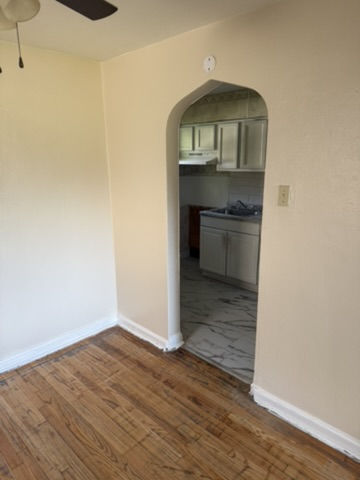 5721 Acme Ave: photo 8