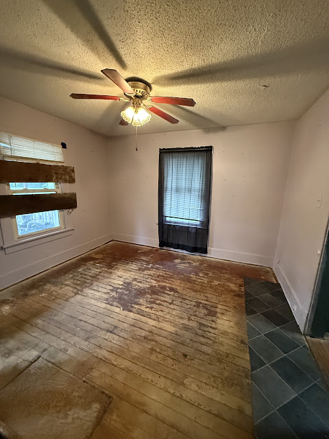 957 W View St — photo 9