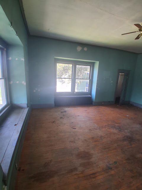 503 E Poplar St — photo 13