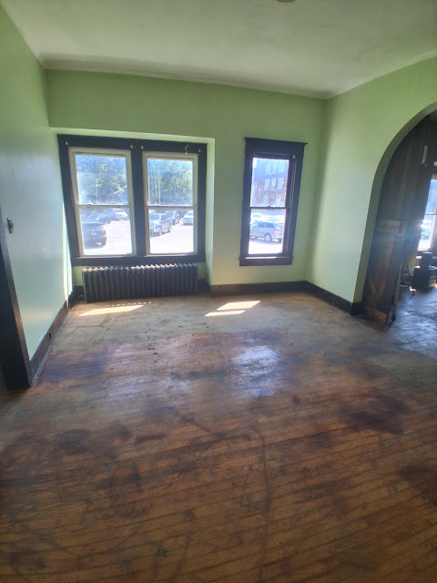 503 E Poplar St — photo 10