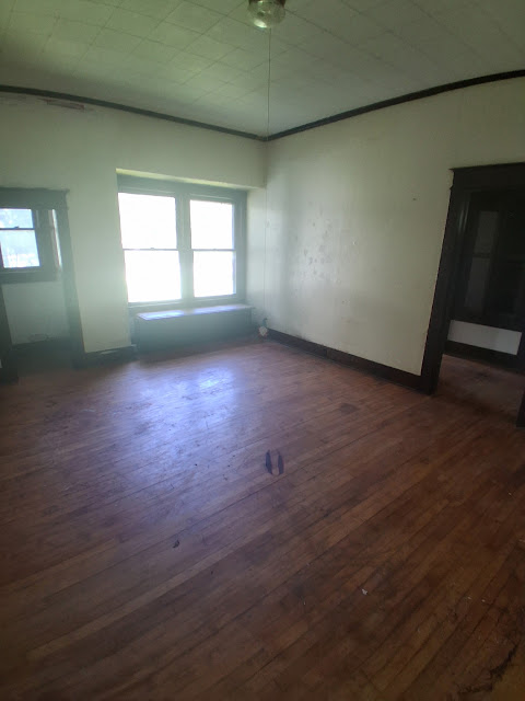 503 E Poplar St — photo 14