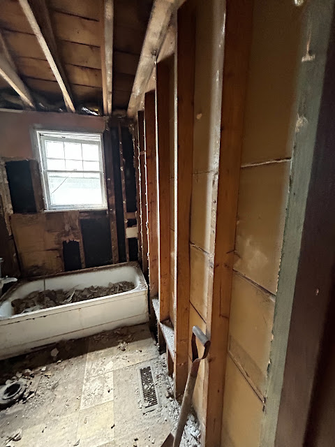 2820 Ralph St: photo 21