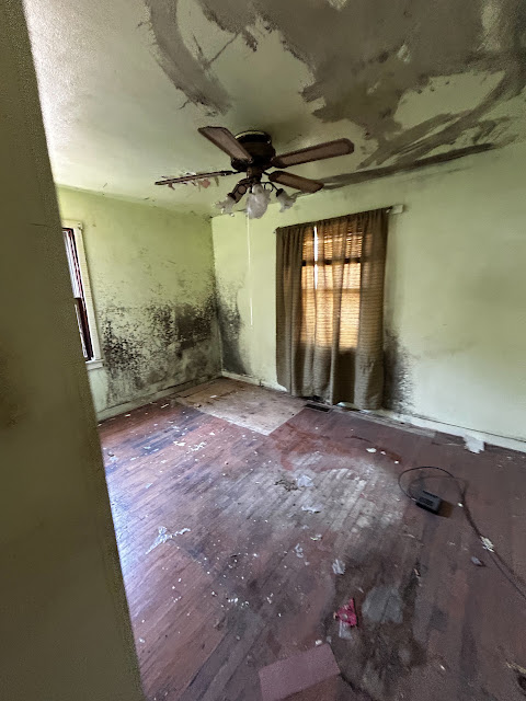 2820 Ralph St: photo 10