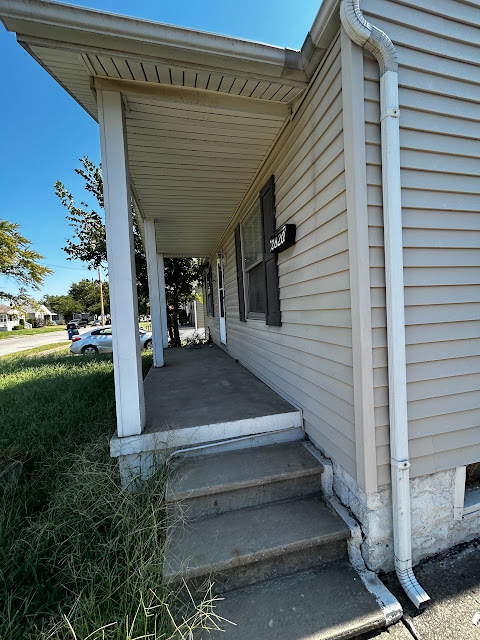 2820 Ralph St: photo 4