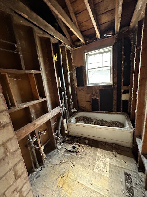 2820 Ralph St: photo 14