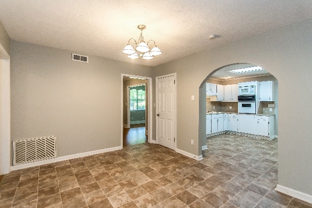 973 Parkwood Ct — photo 35
