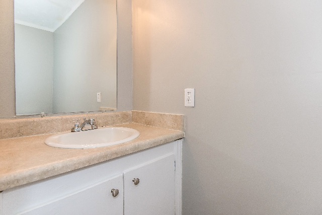 973 Parkwood Ct — photo 24