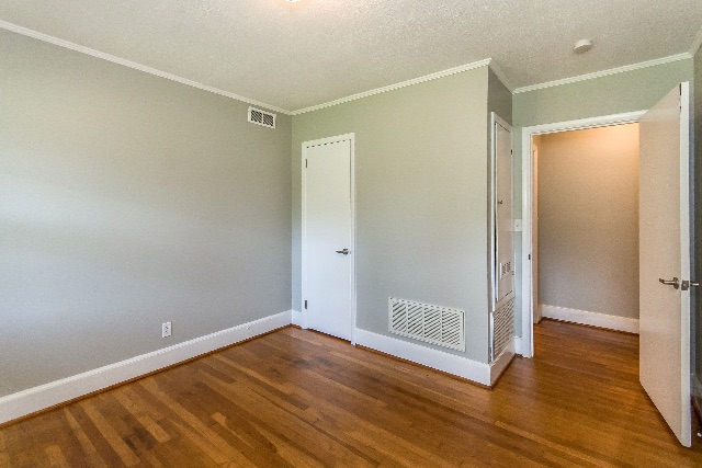 973 Parkwood Ct — photo 39