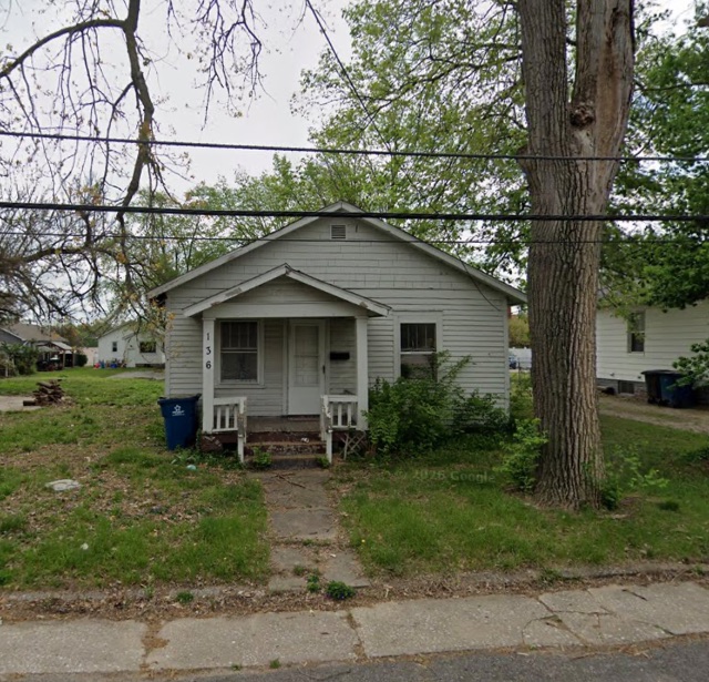 136 Illinois St — main photo