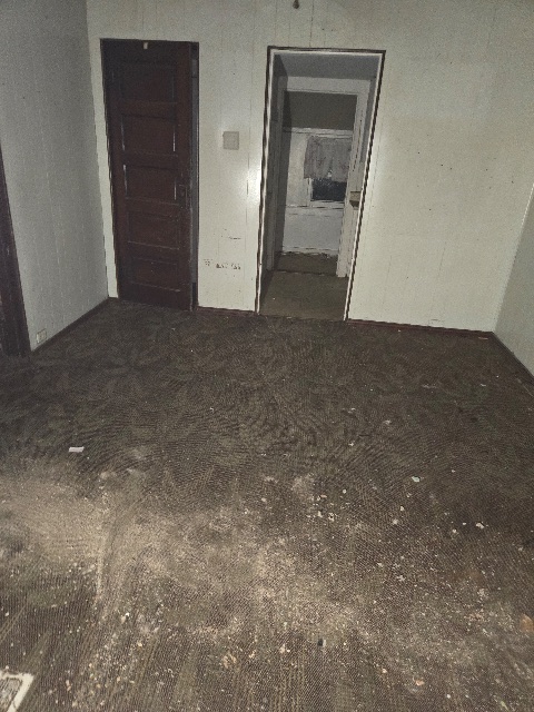 136 Illinois St — photo 6