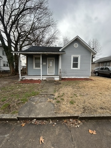 46 Eckhard Ave: main photo