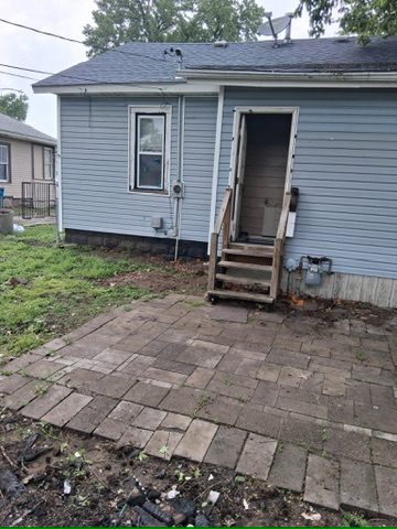 46 Eckhard Ave: photo 18