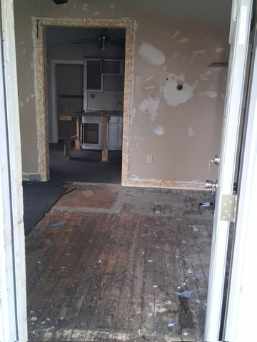 46 Eckhard Ave: photo 34