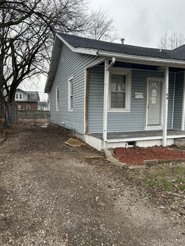 46 Eckhard Ave: photo 2