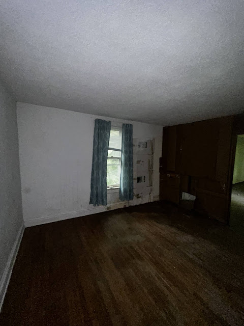 8521 Clifton Ave: photo 50