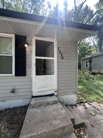 7534 Blanding Dr — photo 2
