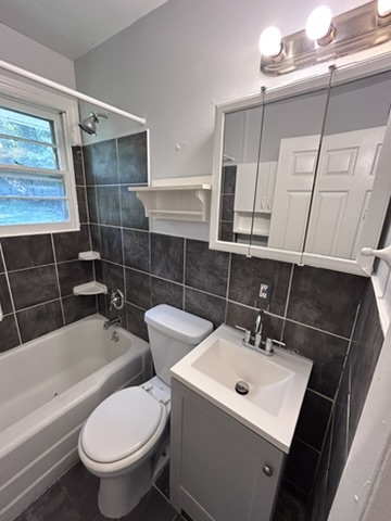 7534 Blanding Dr — photo 16