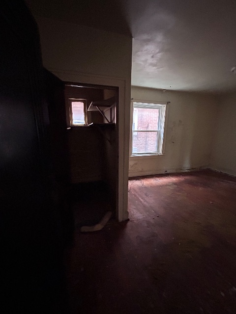 5124 Northland Ave: photo 32