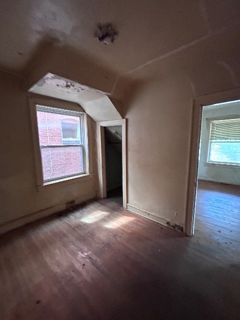 5124 Northland Ave: photo 13