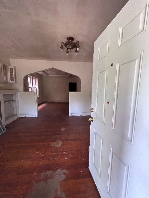 5124 Northland Ave: photo 4
