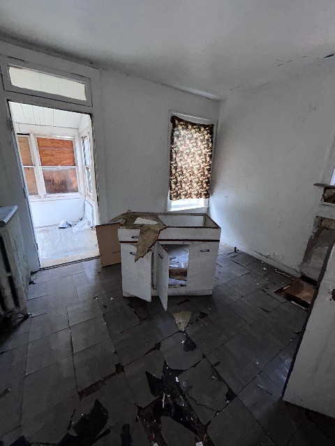 5124 Northland Ave: photo 12