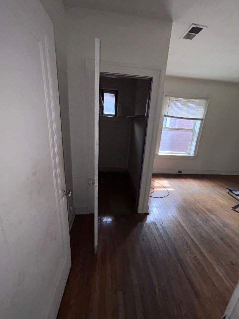5124 Northland Ave: photo 18