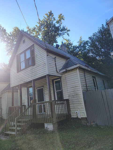 2210 W Wiswall St — photo 3