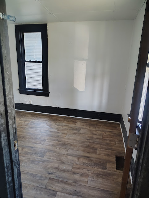2210 W Wiswall St — photo 10