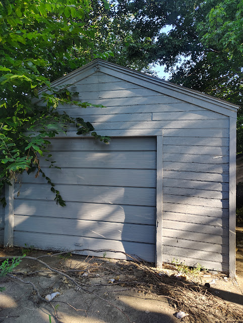 2210 W Wiswall St — photo 8