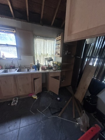 2528 Avis St — photo 28