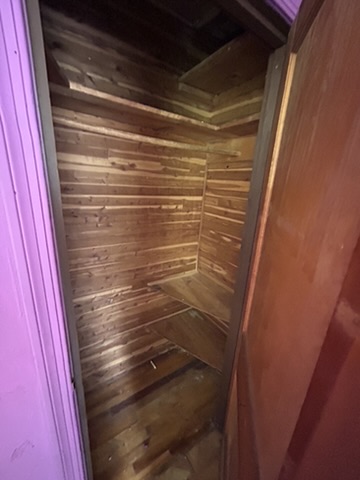 2528 Avis St — photo 14