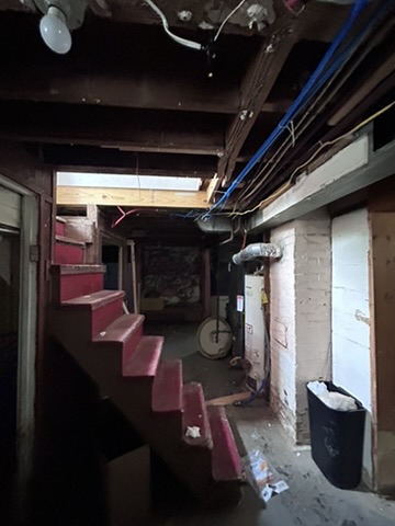 2528 Avis St — photo 18