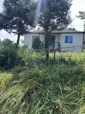2528 Avis St — photo 2