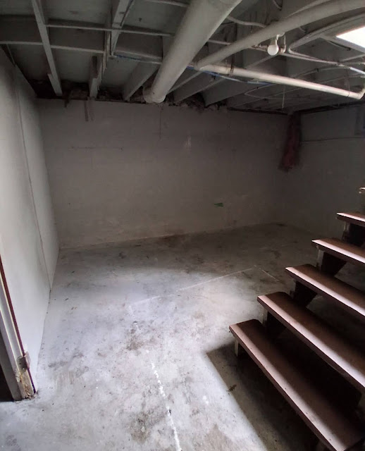 1749 N College St — photo 10
