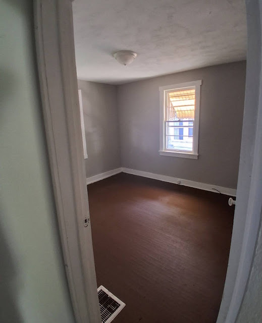 1749 N College St — photo 8