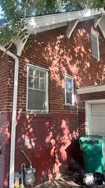 231 W Grand Ave — photo 30