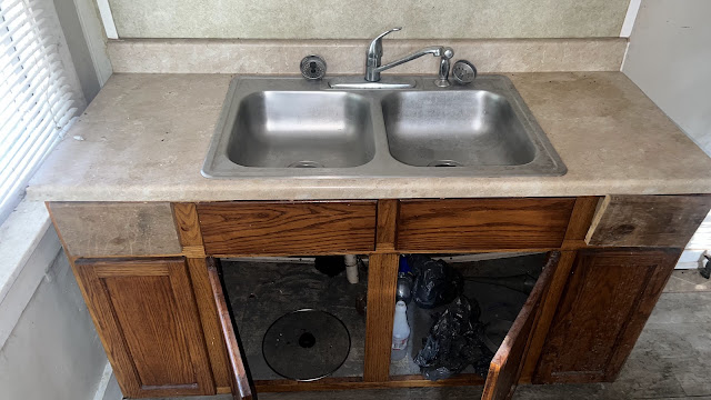 231 W Grand Ave — photo 20