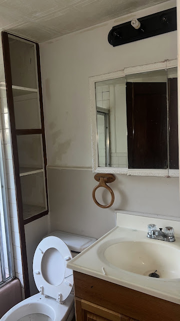 231 W Grand Ave — photo 22