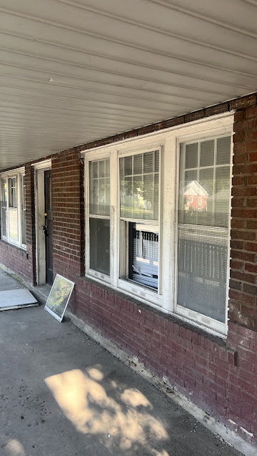 231 W Grand Ave — photo 6
