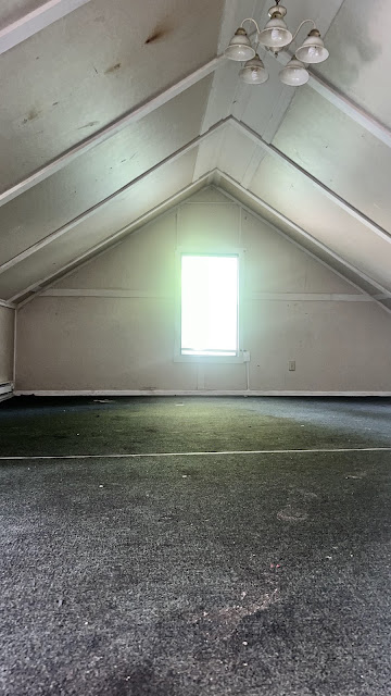 231 W Grand Ave — photo 16
