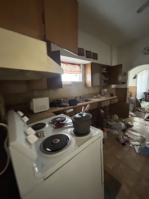3100 Bond Ave: photo 9