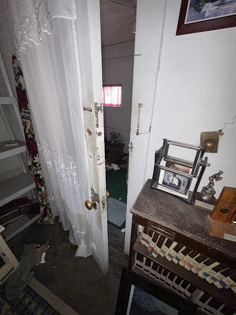 3100 Bond Ave: photo 37
