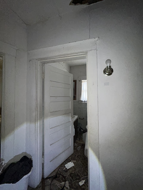 3100 Bond Ave: photo 52