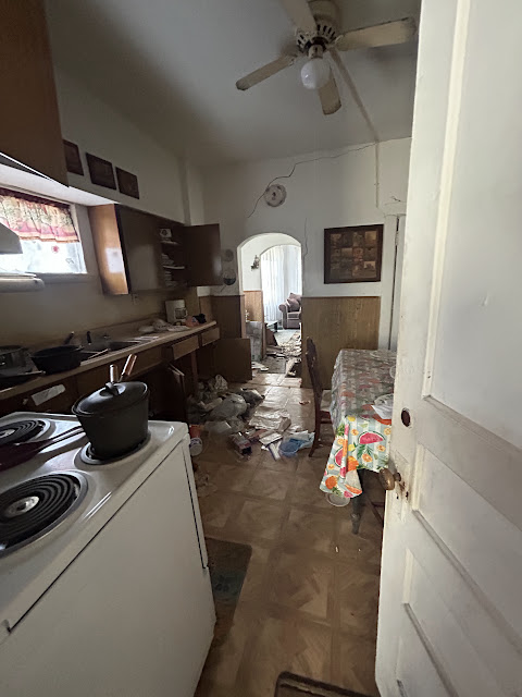 3100 Bond Ave: photo 10