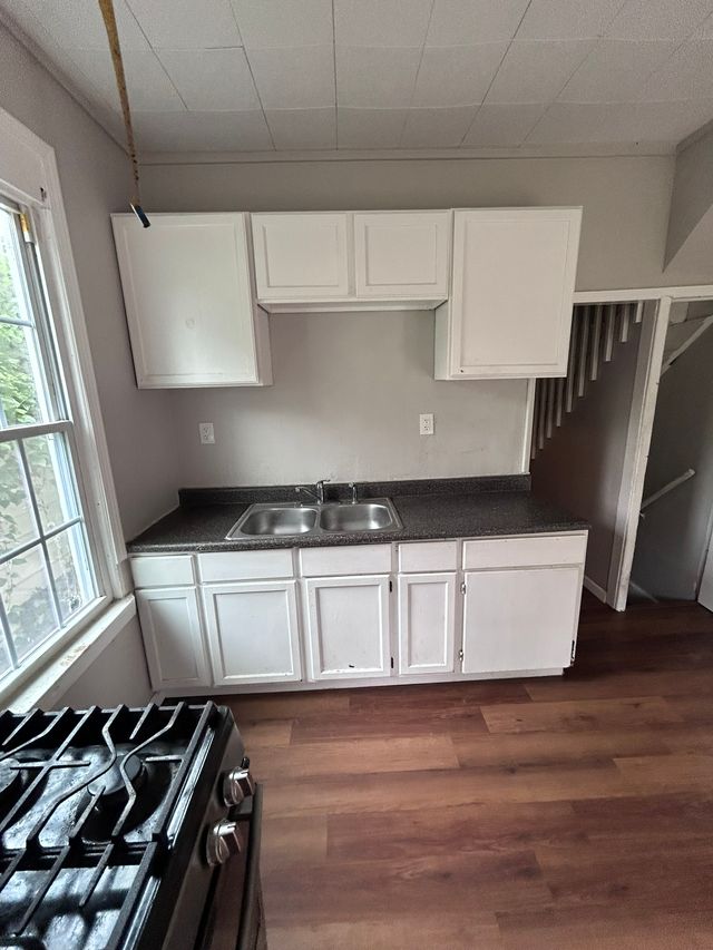 7310 Jenwood Ave: photo 30