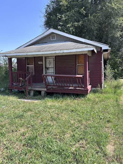 1534 N 55th St: main photo